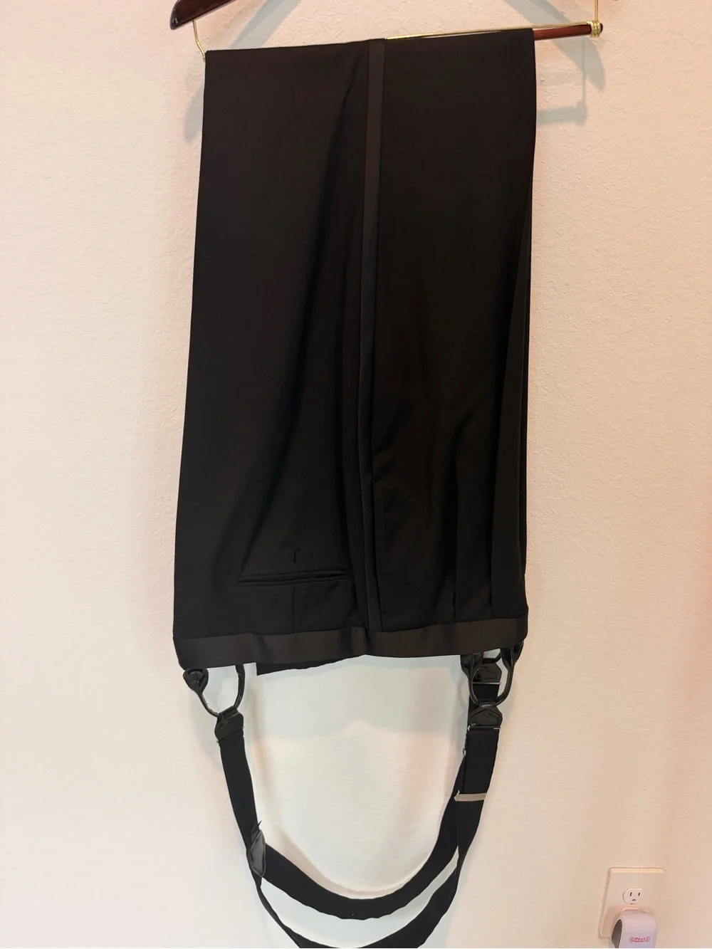 Classic Black Men's Tuxedo Suite